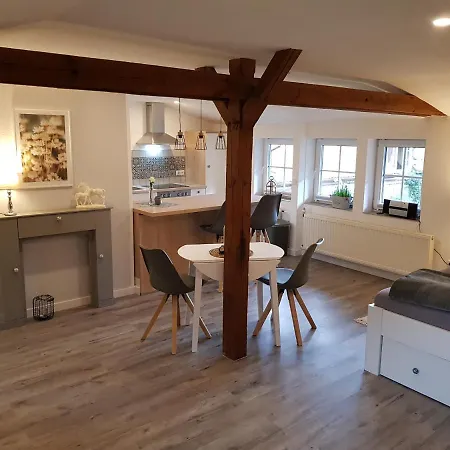 Gemuetliche, Neu Renovierte Einraum-fewo Auf Dem Bauernhof Apartment *