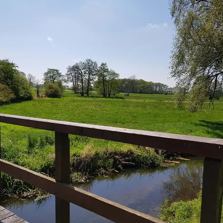 Gemuetliche, Neu Renovierte Einraum-fewo Auf Dem Bauernhof Apartment Oetzen
